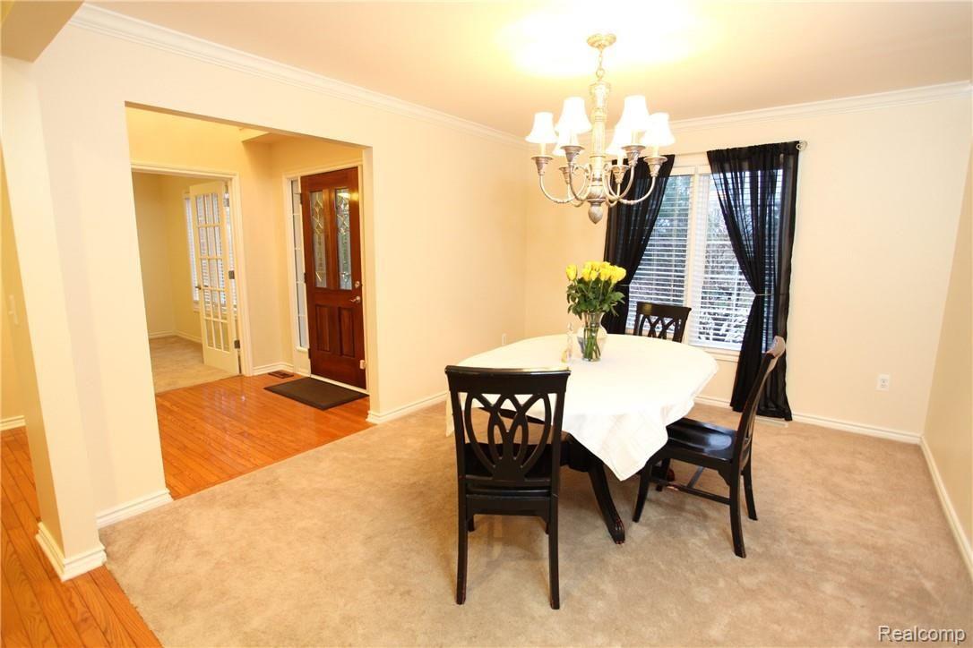 510 Bloomer Ridge Drive Rochester, MI 48307 - Photo 9 of 48 510 Bloomer Ridge-9.jpg