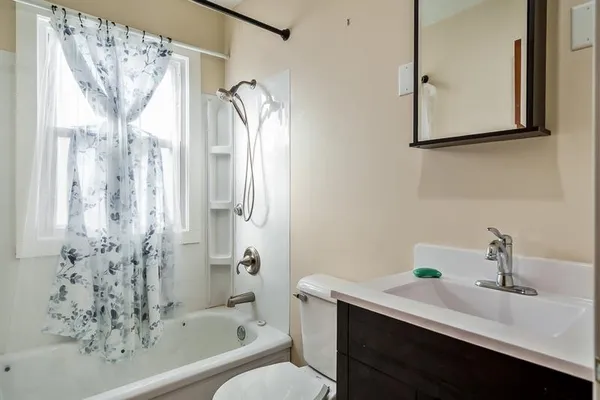 $149,000 | 1519 23rd Street, Rockford, IL 61108