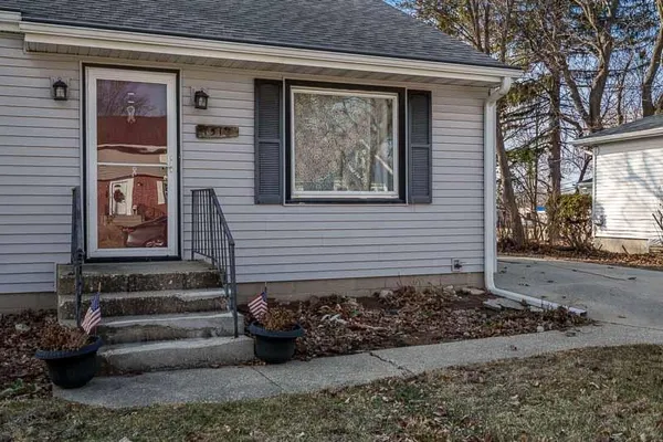 $149,000 | 1519 23rd Street, Rockford, IL 61108