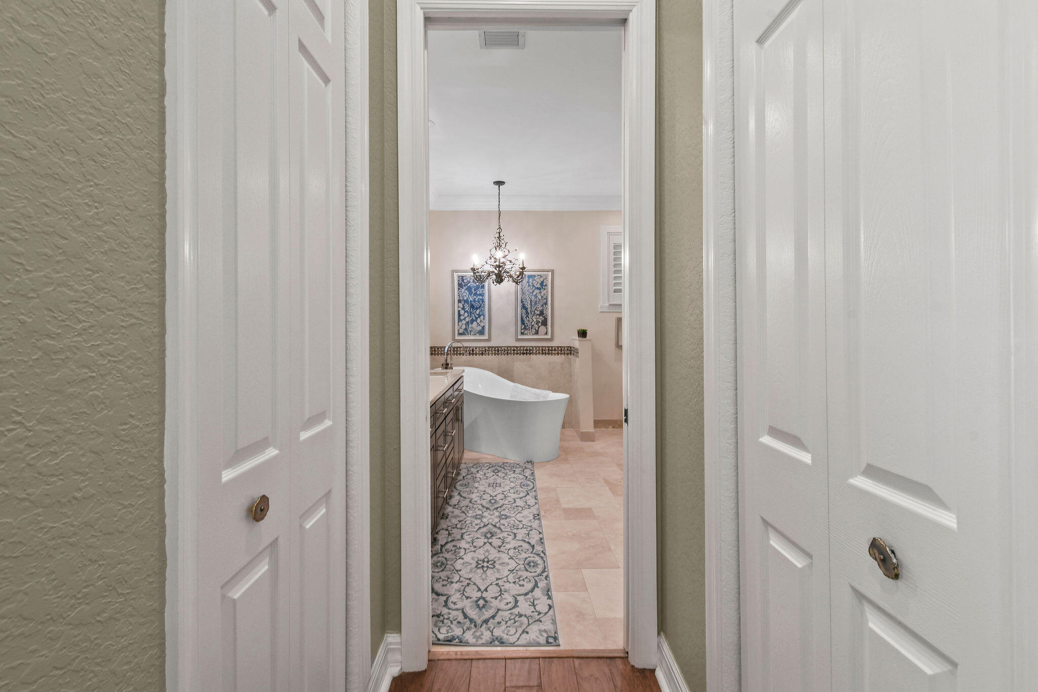 167 Arklow Avenue Jupiter, FL 33458 - Photo 21 of 60 a bathroom with a sink and a mirror