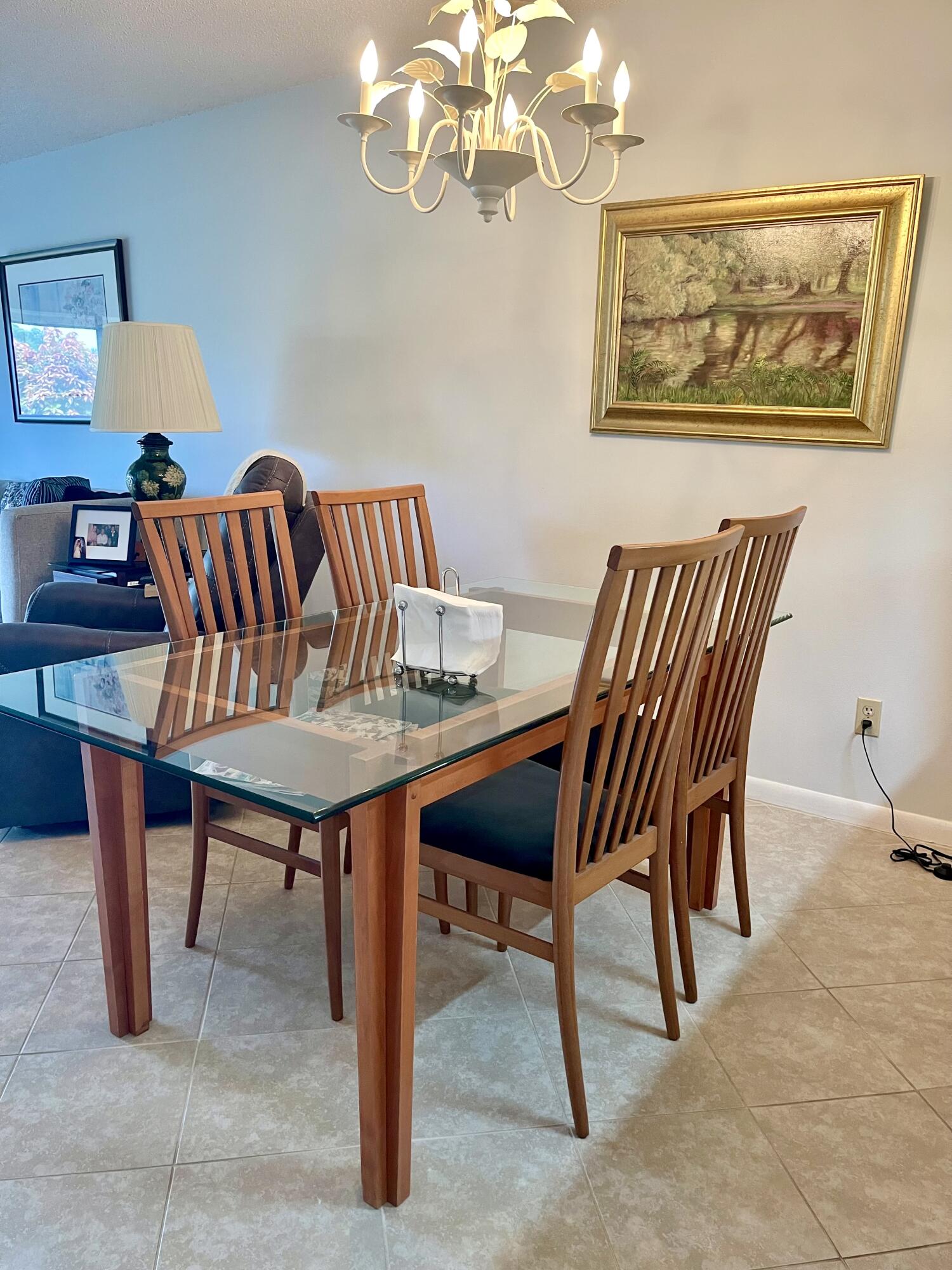 1501 Pinecrest Circle, Unit E Jupiter, FL 33458 - Photo 11 of 25 Dining area