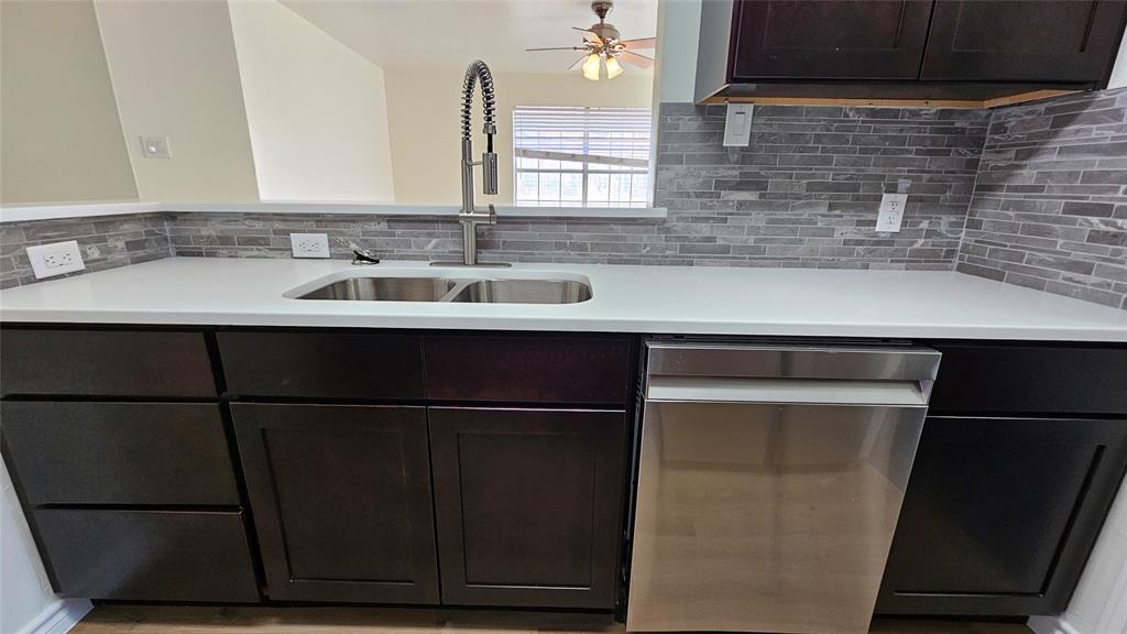 901 West Congress Street Denton, TX 76201 - Photo 13 of 34