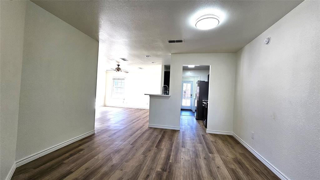 901 West Congress Street Denton, TX 76201 - Photo 3 of 34