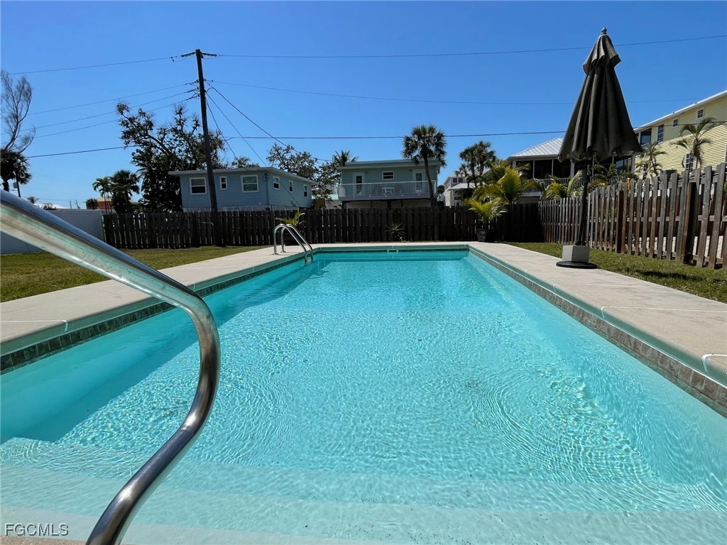 5460 Oak Ridge Avenue Fort Myers Beach, FL 33931 - Photo 6 of 47