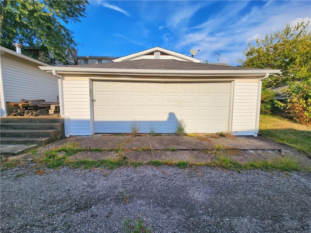 424 Pennsylvania Avenue Rochester, PA 15074 - Photo 6 of 24 Gallery Image 6
