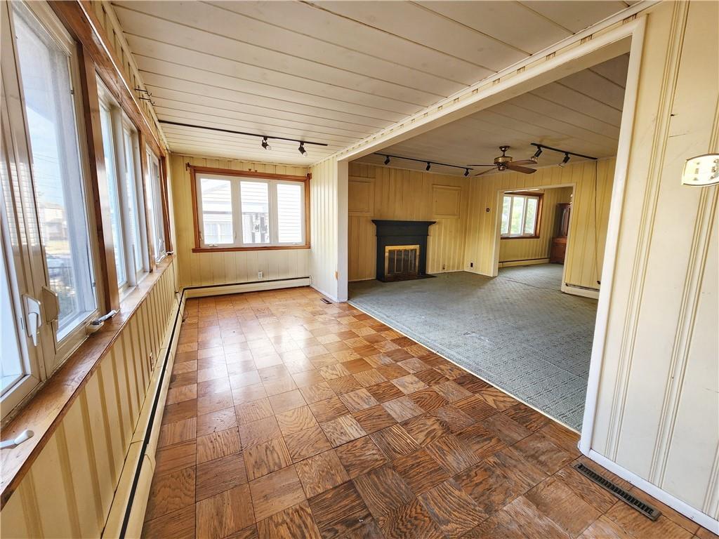 424 Pennsylvania Avenue Rochester, PA 15074 - Photo 7 of 24 Gallery Image 7