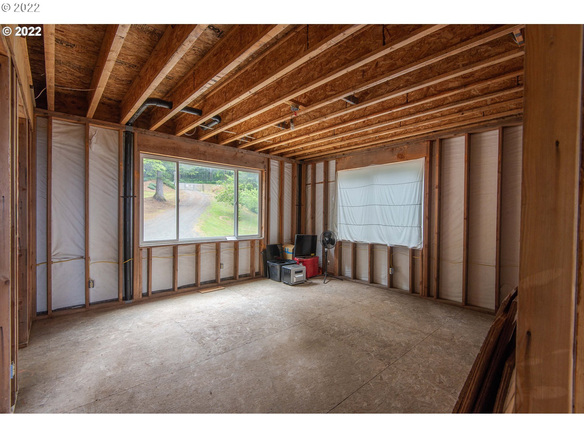 70536 Stage Road North Bend, OR 97459 - Photo 19 of 31 Gallery Image 19