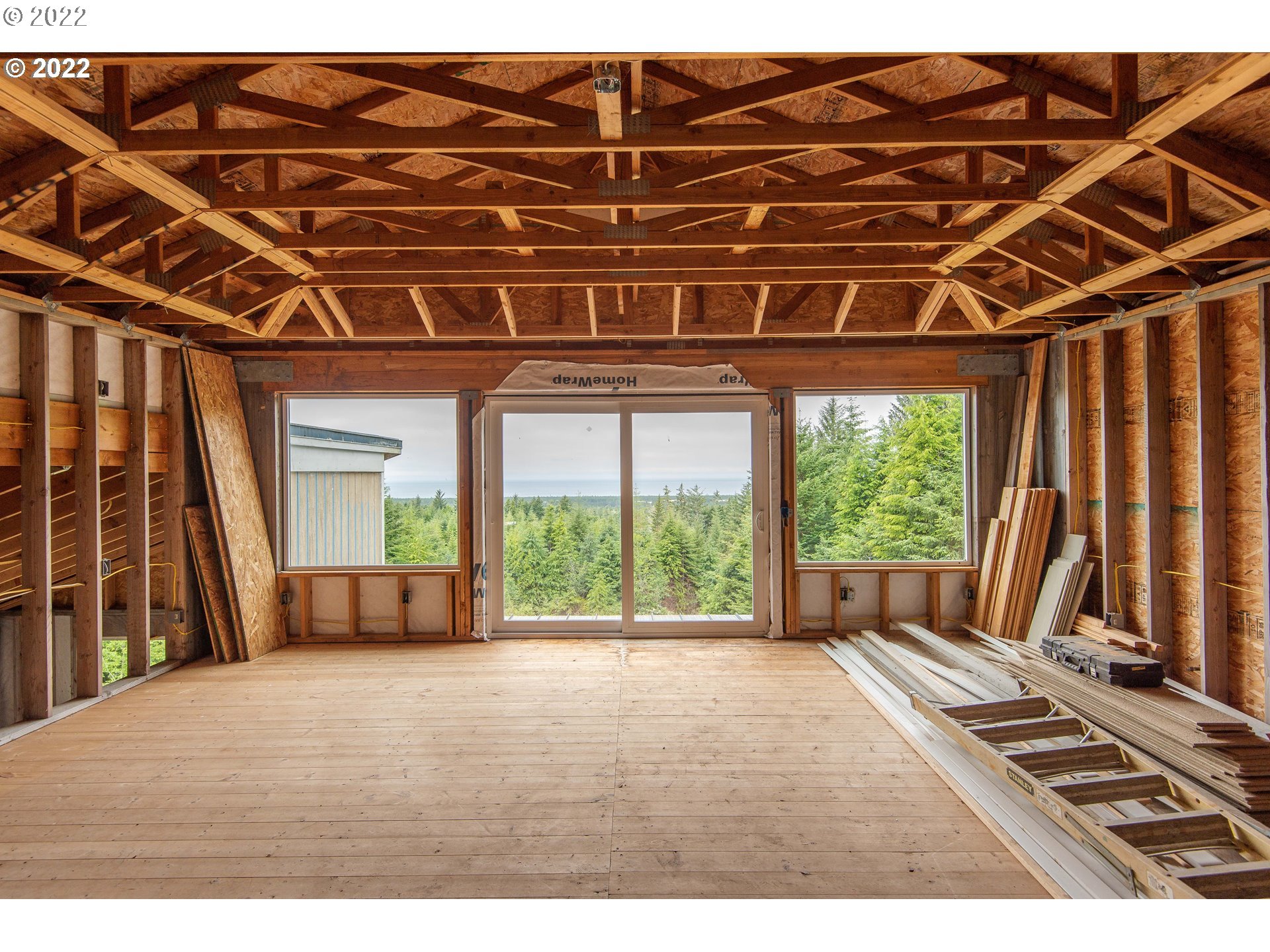 70536 Stage Road North Bend, OR 97459 - Photo 22 of 31 Gallery Image 22