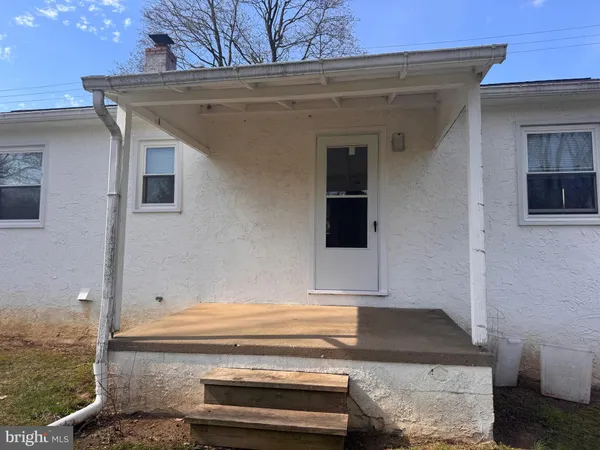 $1,500 | 1212 West King Road, Malvern, PA 19355