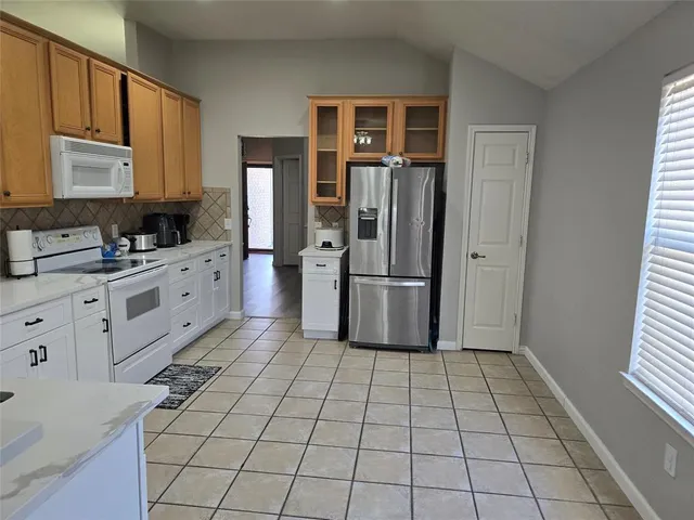 $1,995 | 1033 Harriman Drive, Saginaw, TX 76131