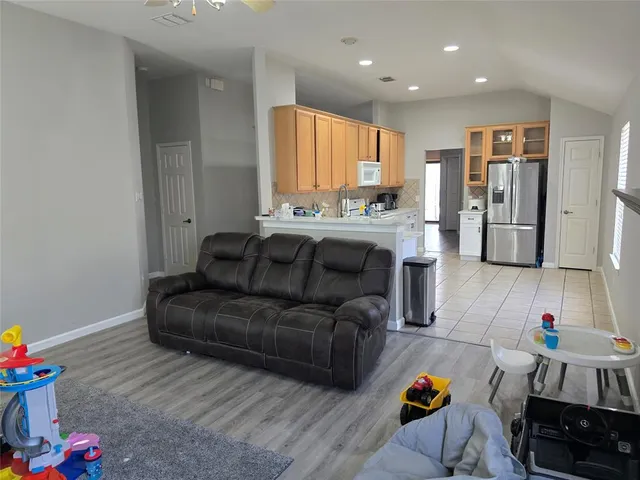 $1,995 | 1033 Harriman Drive, Saginaw, TX 76131