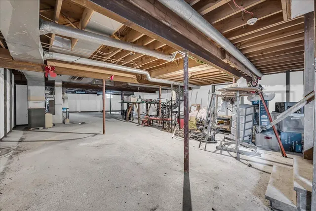 $199,900 | 1380 Woodside Street, Saginaw, MI 48601