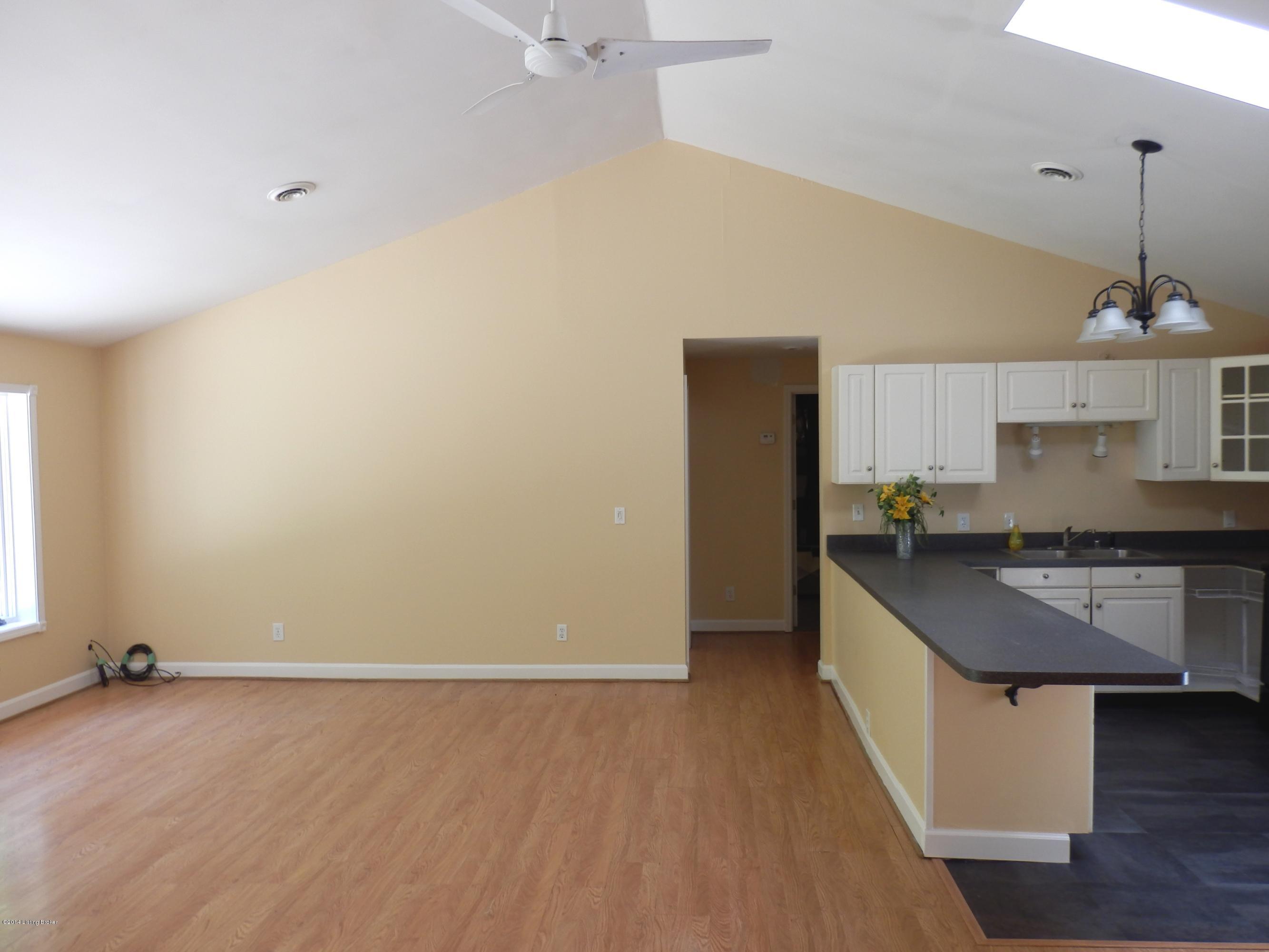 1776 Wolf-Pen Road Pendleton, KY 40055 - Photo 4 of 33 1776 Wolfpen_9_Great Room