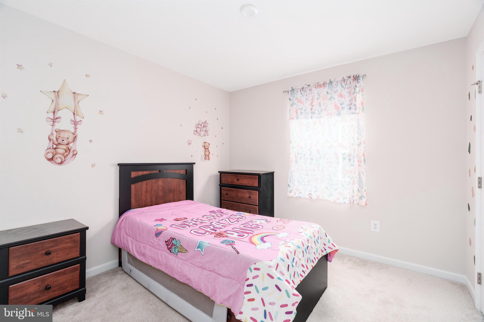 7 Olive Way Elkton, MD 21921 - Photo 9 of 21 a bedroom with a bed and a window