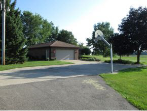 14069 3rd Road Plymouth, IN 46563 - Photo 15 of 23