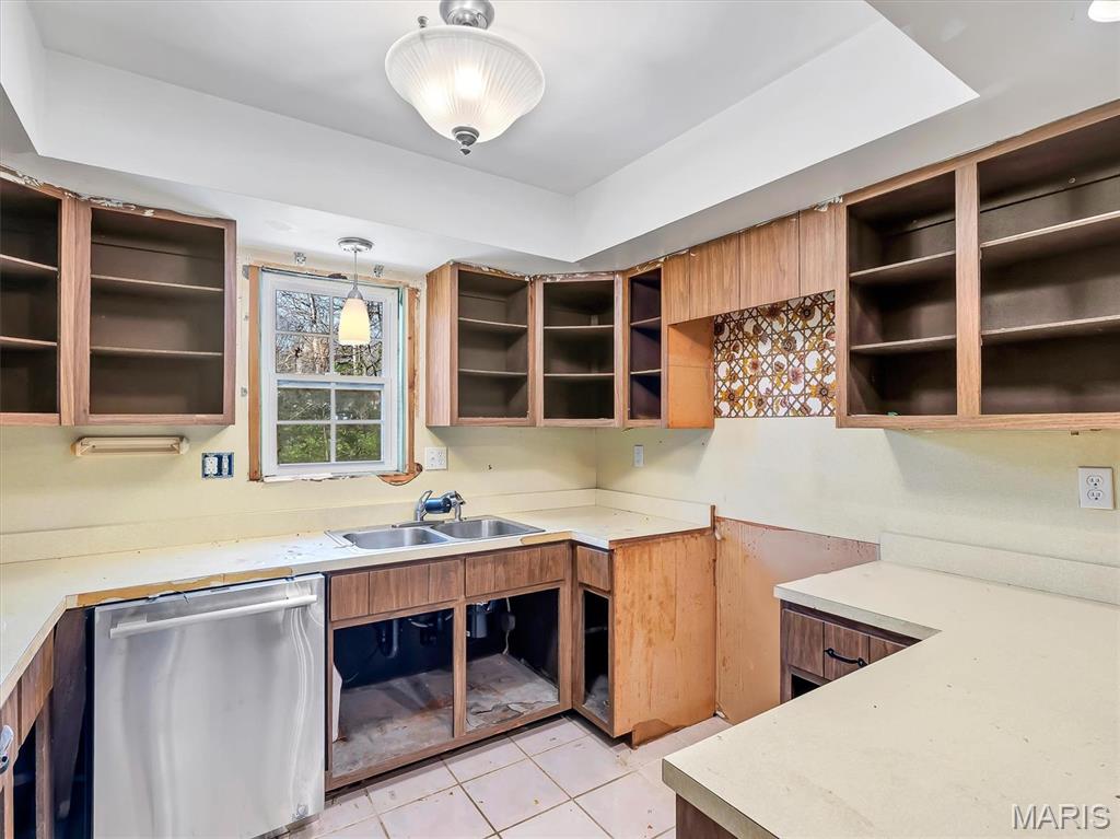 2231 Patrick Drive Arnold, MO 63010 - Photo 14 of 27