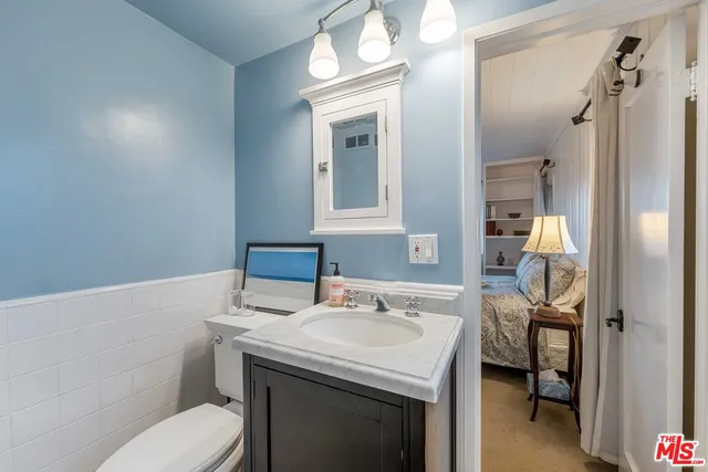 $1,812,000 | 14878 Round Valley Drive, Sherman Oaks, CA 91403