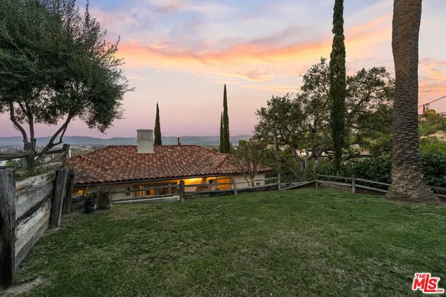 $1,812,000 | 14878 Round Valley Drive, Sherman Oaks, CA 91403