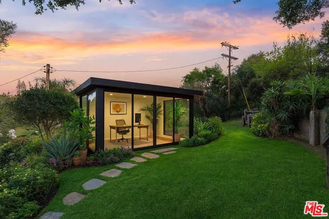 $1,812,000 | 14878 Round Valley Drive, Sherman Oaks, CA 91403