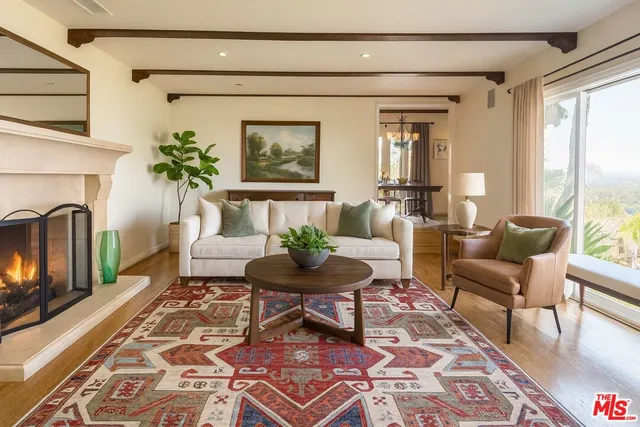 $1,812,000 | 14878 Round Valley Drive, Sherman Oaks, CA 91403