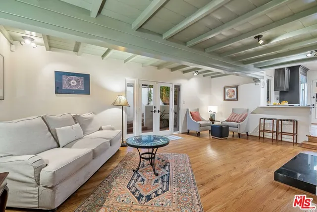 $1,812,000 | 14878 Round Valley Drive, Sherman Oaks, CA 91403