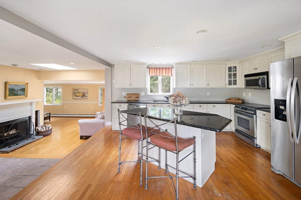 80 Coolidge Road Norwell, MA 02061 - Photo 8 of 31