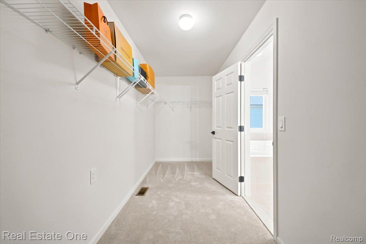 3465 Everett Drive Rochester, MI 48307 - Photo 42 of 69 61-IMG_2661.jpg