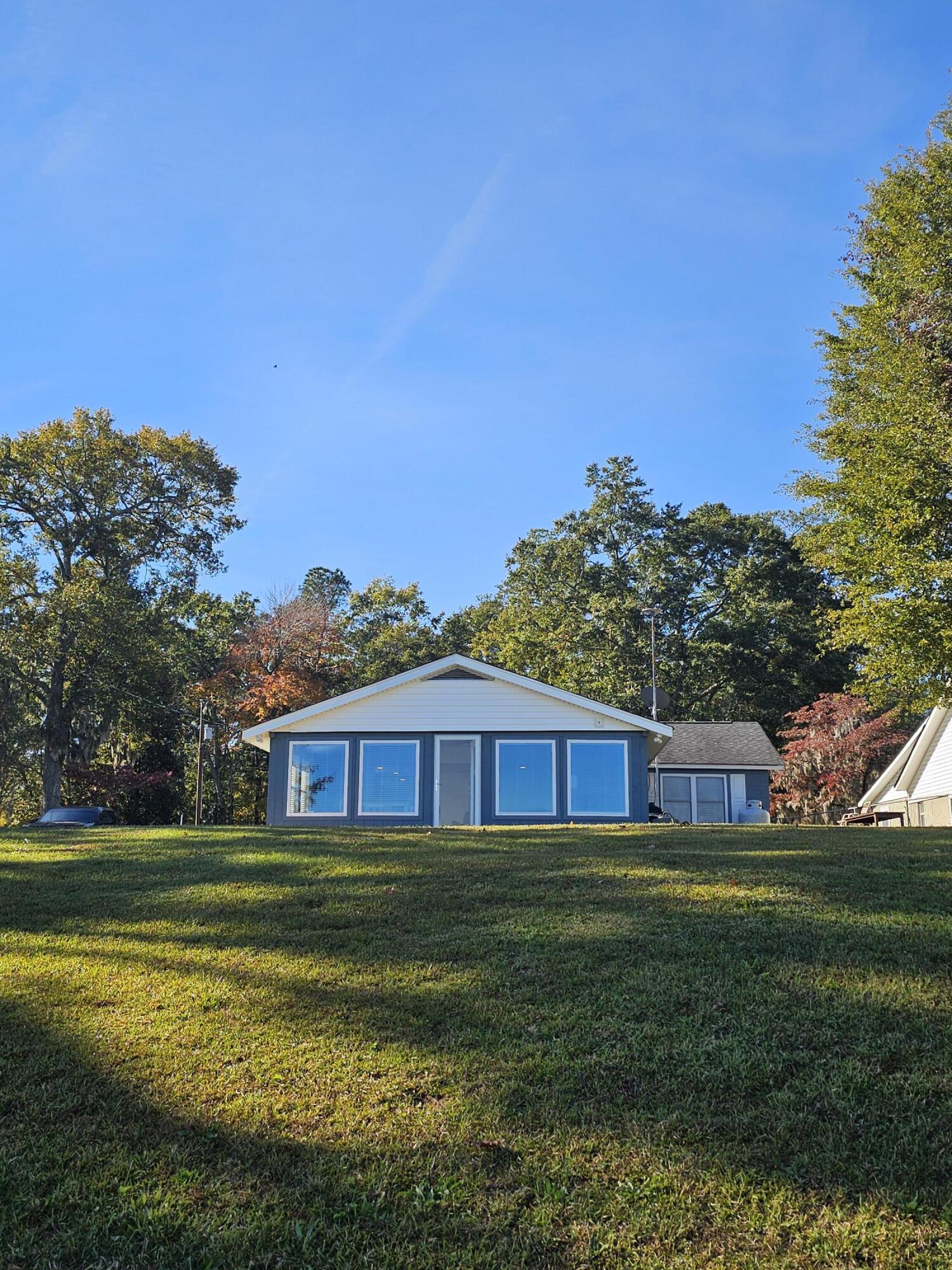 793 Stumphole Road Elloree, SC 29047 - Photo 3 of 27