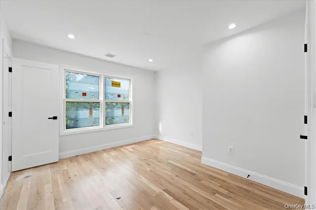 $1,750,000 | 89 Thurton Place, Yonkers, NY 10704