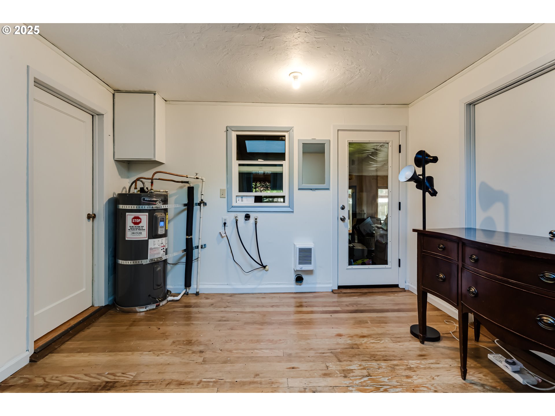 1327 Grant Street Eugene, OR 97402 - Photo 15 of 28