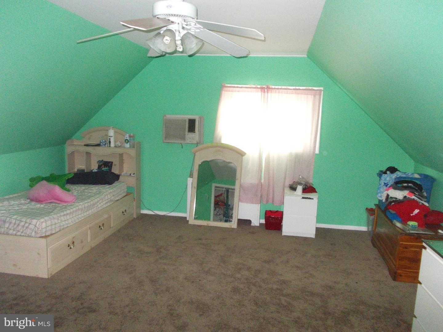 27 Towpath Road Levittown, PA 19056 - Photo 12 of 17 Bedroom 3