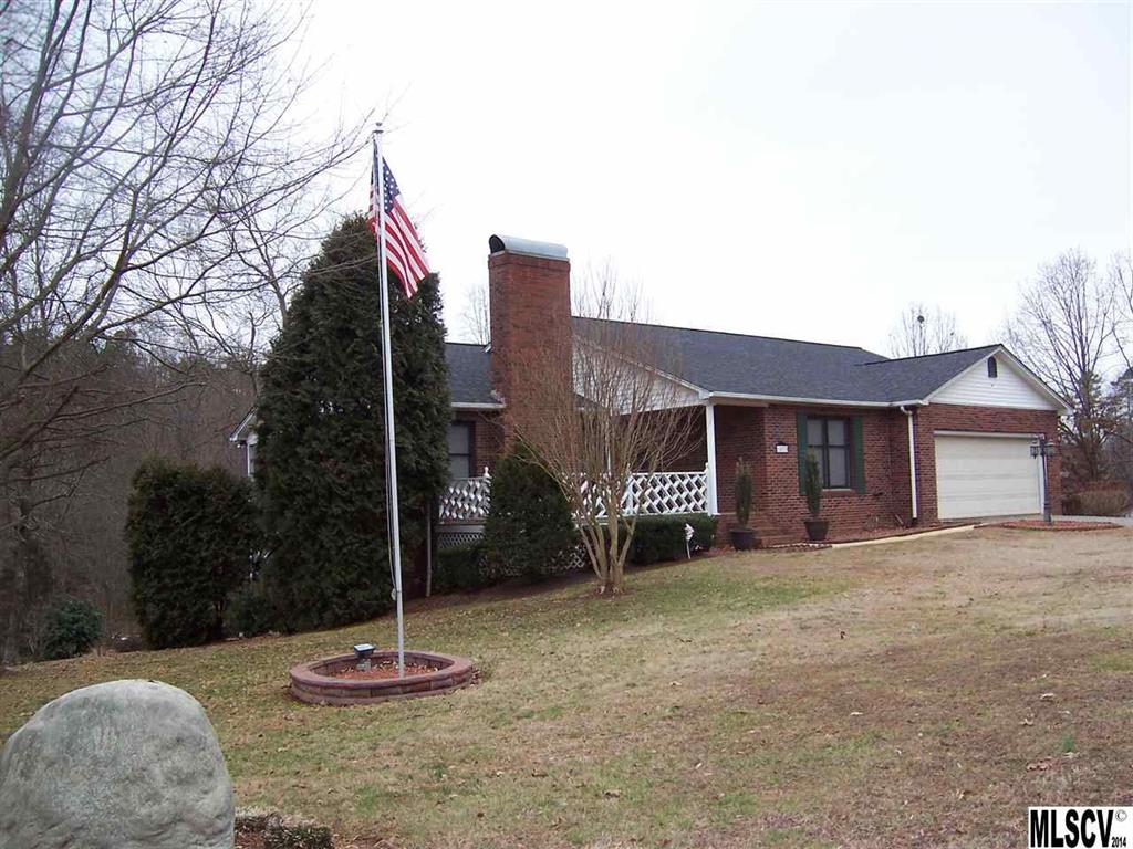 1573 Rosa Propes Drive Conover, NC 28613 - Photo 2 of 25 Gallery Image 2