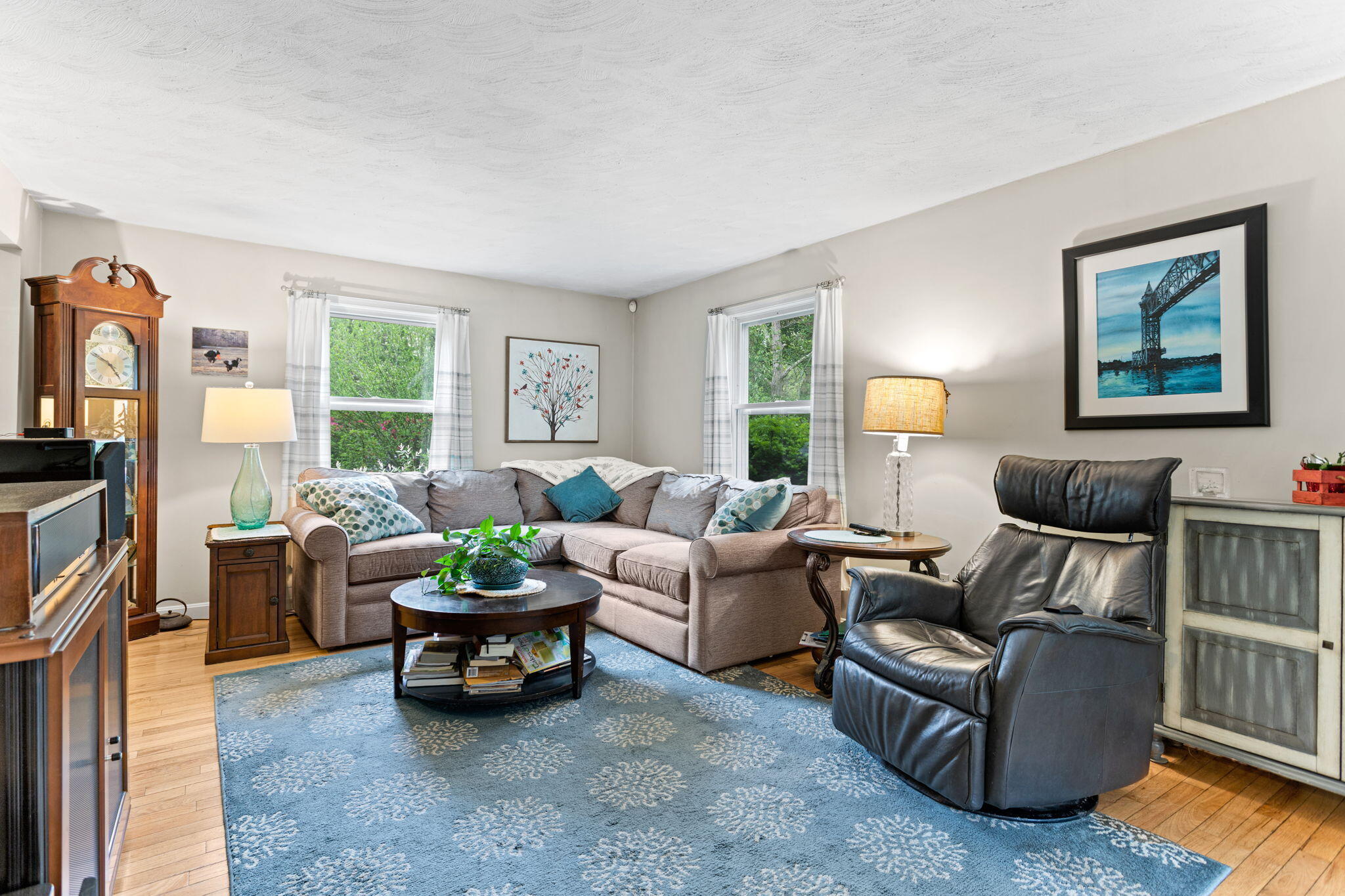 33 Windsor Road Sandwich, MA 02563 - Photo 10 of 30 9-web-or-mls-33 Windsor Rd Hi Res-8