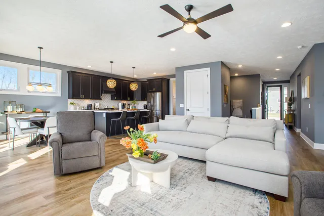 $589,000 | 821 Janelle Court, Portage, MI 49024