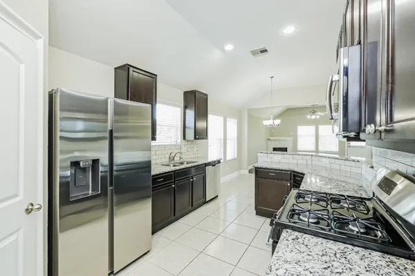 $1,960 | 2598 Magnolia Fair Way, Spring, TX 77386