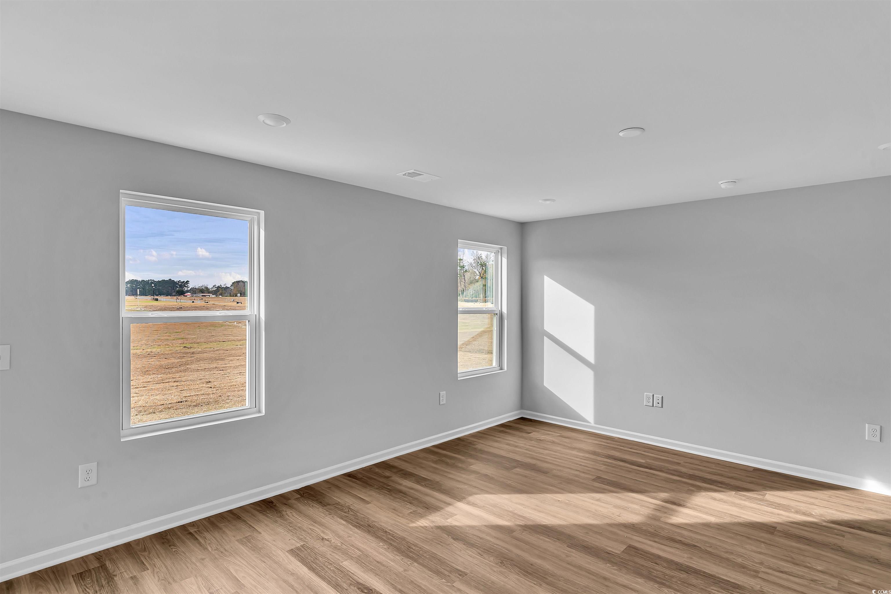562 Wilbur Road Conway, SC 29527 - Photo 6 of 24 Gallery Image 6