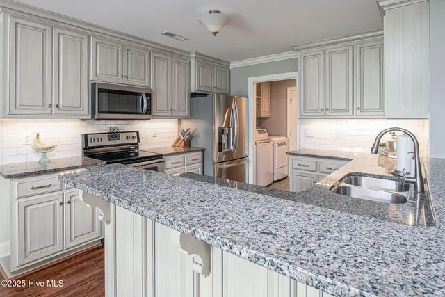 $332,900 | 639 Brookfield Drive, Winterville, NC 28590