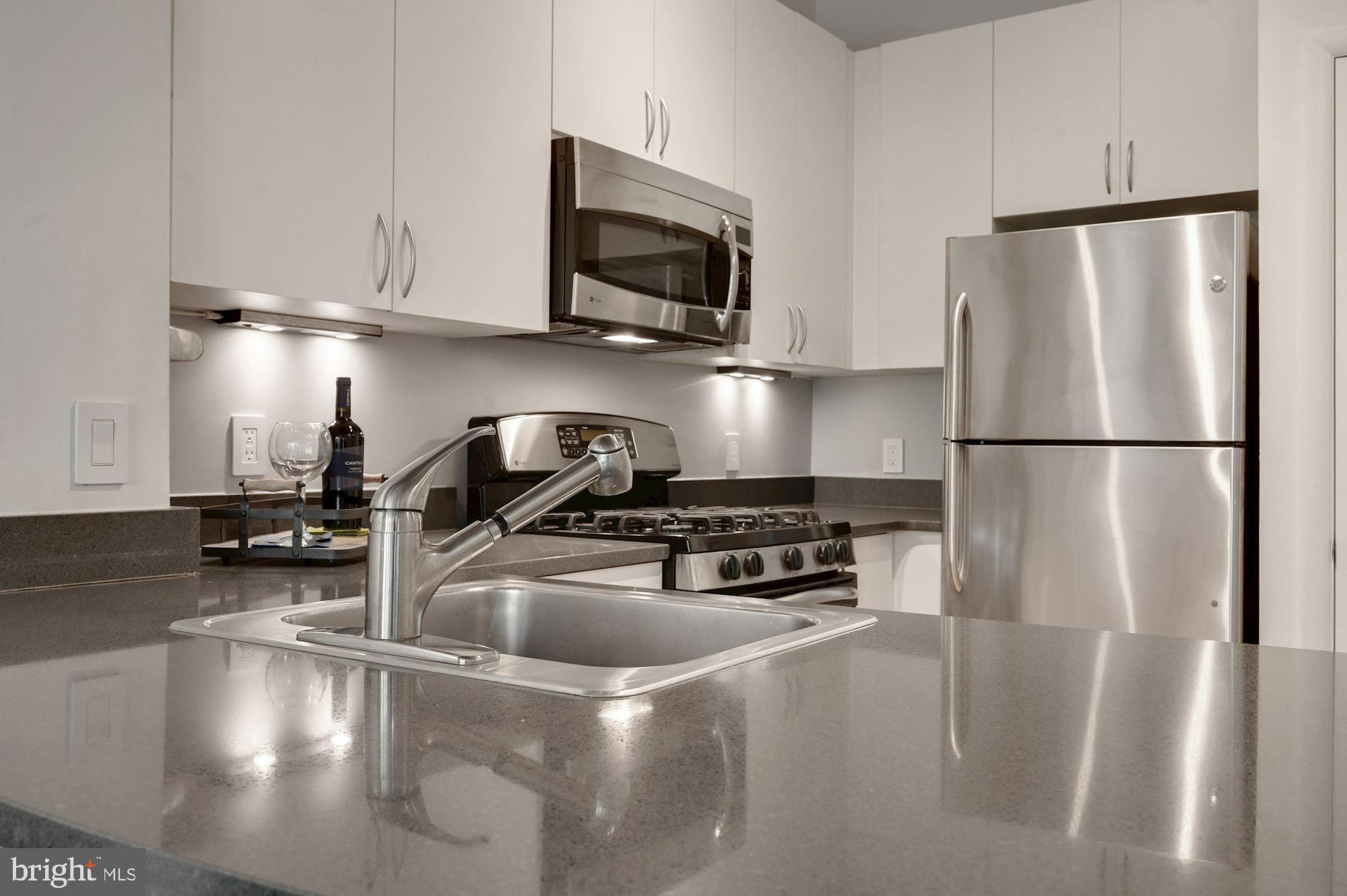 1300 N Street Northwest, Unit 218 Washington, DC 20005 - Photo 16 of 30 Kitchen