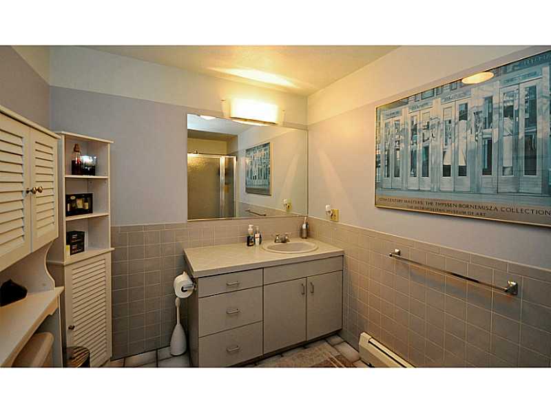 676 Read School House Road Coventry, RI 02831 - Photo 22 of 24 Bathroom.