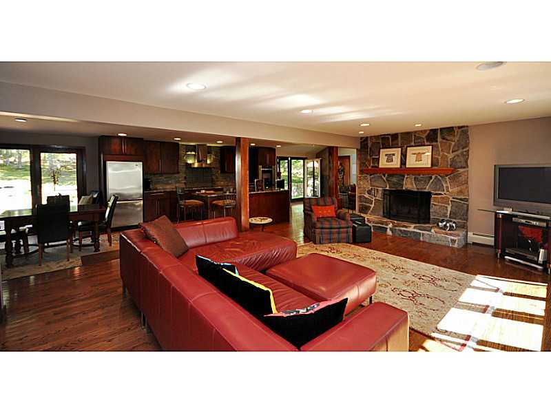 676 Read School House Road Coventry, RI 02831 - Photo 7 of 24 Living Room.