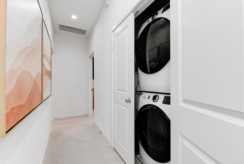 319 Lagoon Way Santee, CA 92071 - Photo 18 of 30