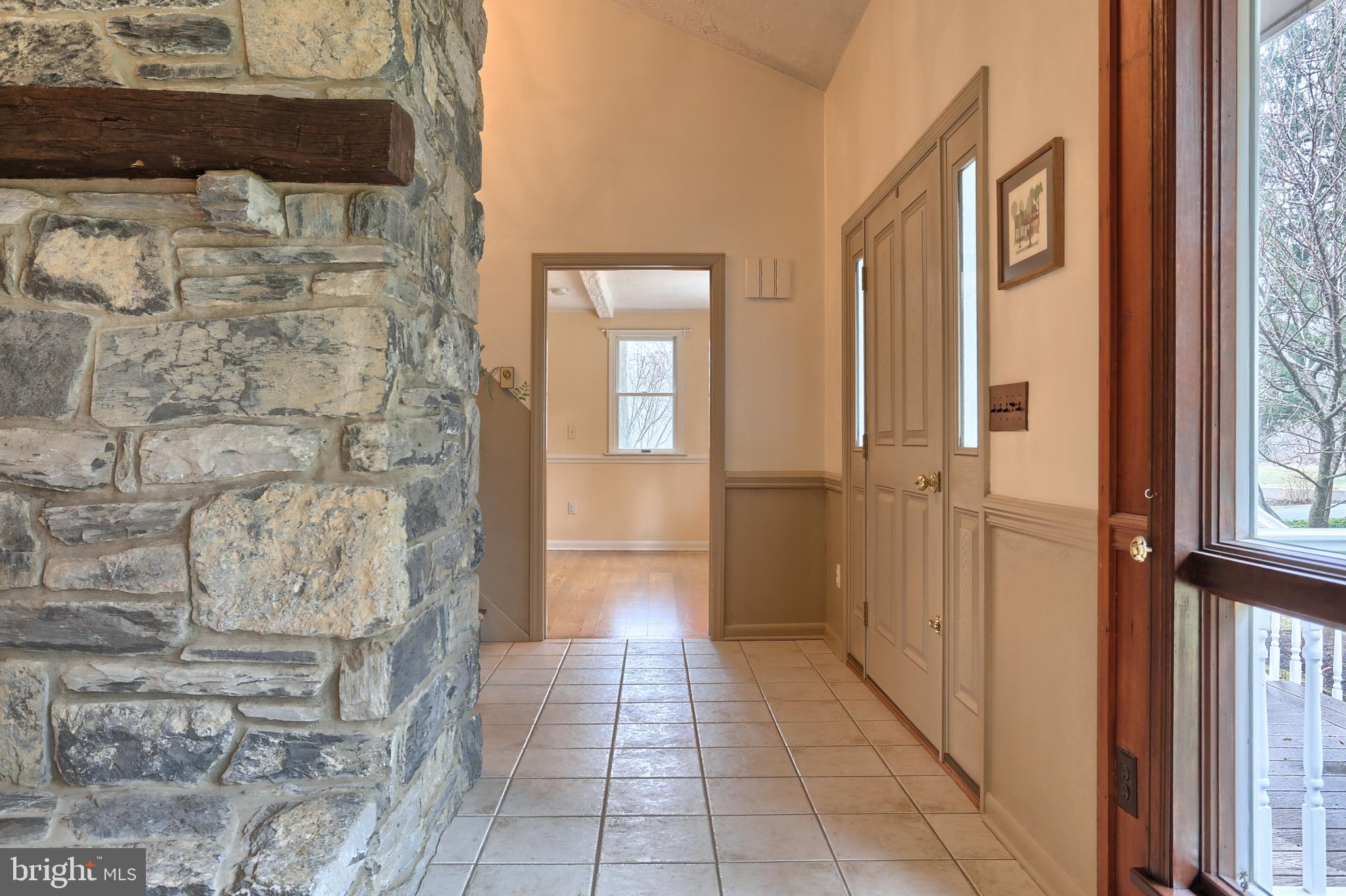 49 North Cornwall Road Lebanon, PA 17042 - Photo 28 of 90 View from front door to dining area off kitchen