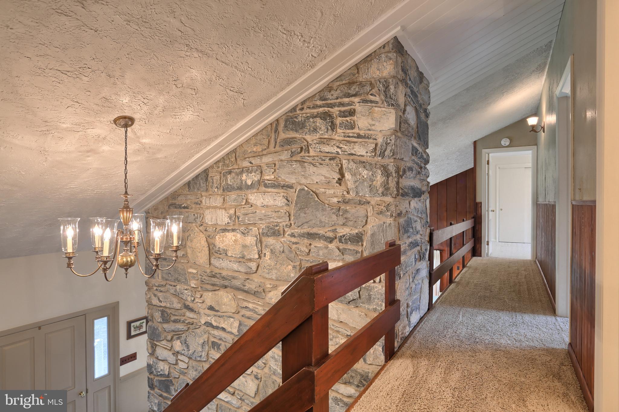 49 North Cornwall Road Lebanon, PA 17042 - Photo 34 of 90 Upper level hallway