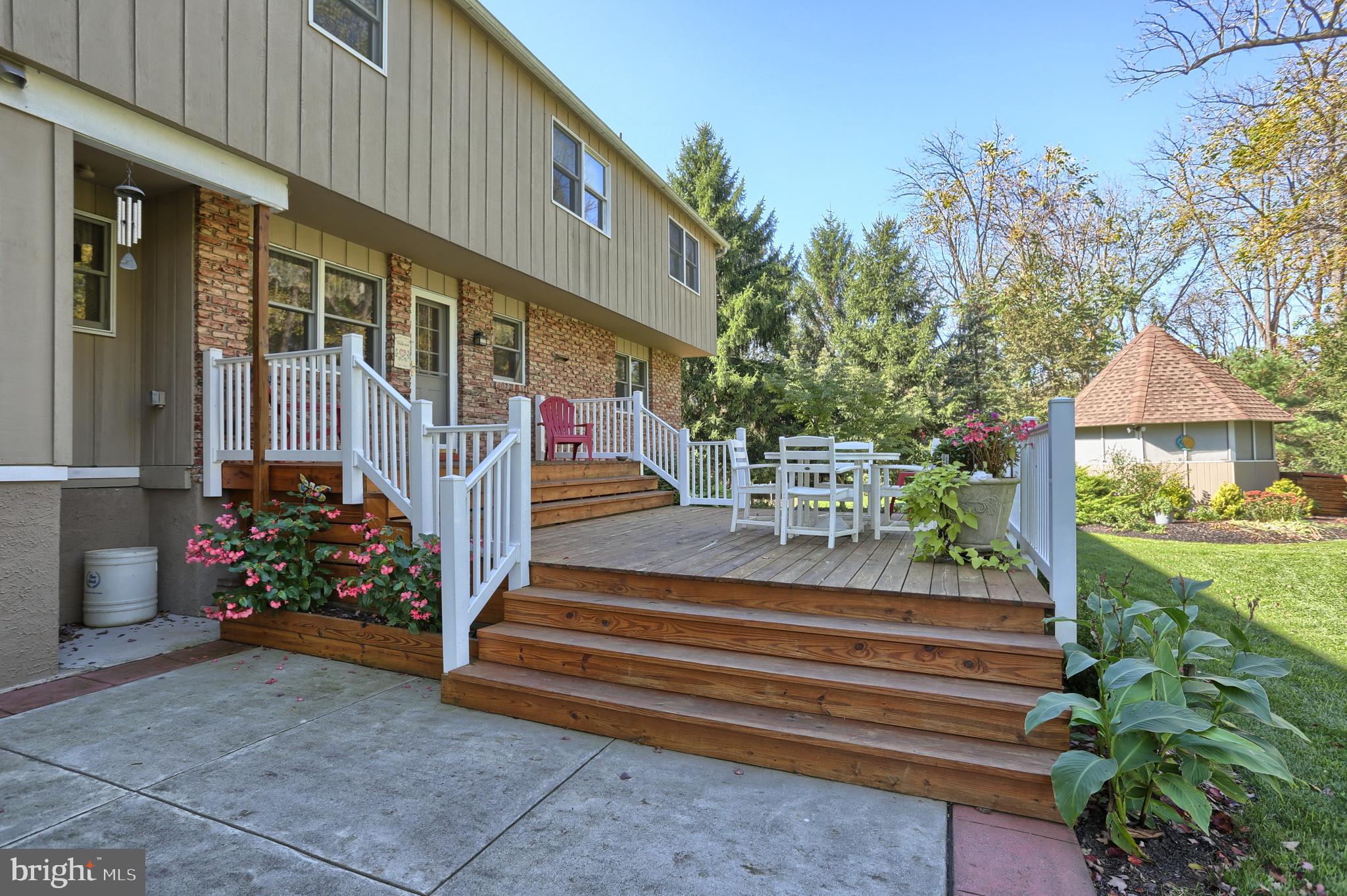 49 North Cornwall Road Lebanon, PA 17042 - Photo 53 of 90 Deck and patio