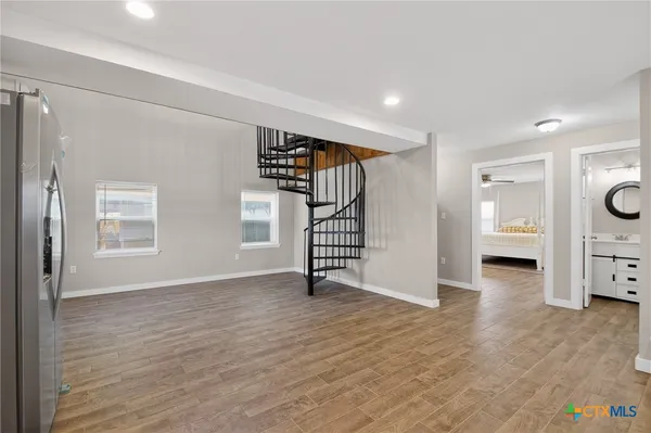 $584,900 | 617 Bartlett Road, Victoria, TX 77905