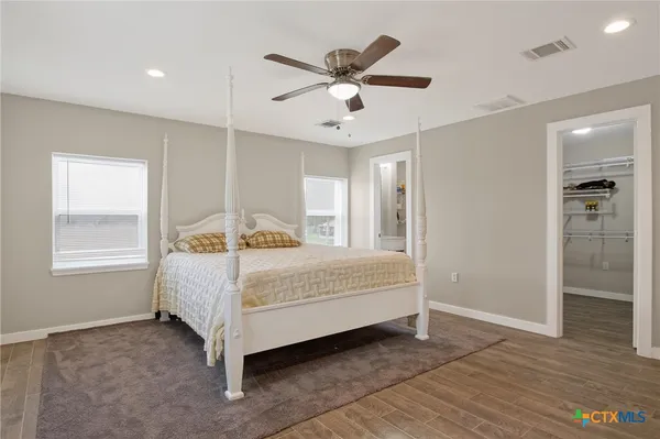 $584,900 | 617 Bartlett Road, Victoria, TX 77905