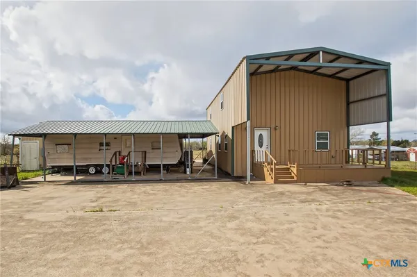 $584,900 | 617 Bartlett Road, Victoria, TX 77905