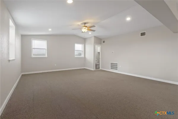 $584,900 | 617 Bartlett Road, Victoria, TX 77905