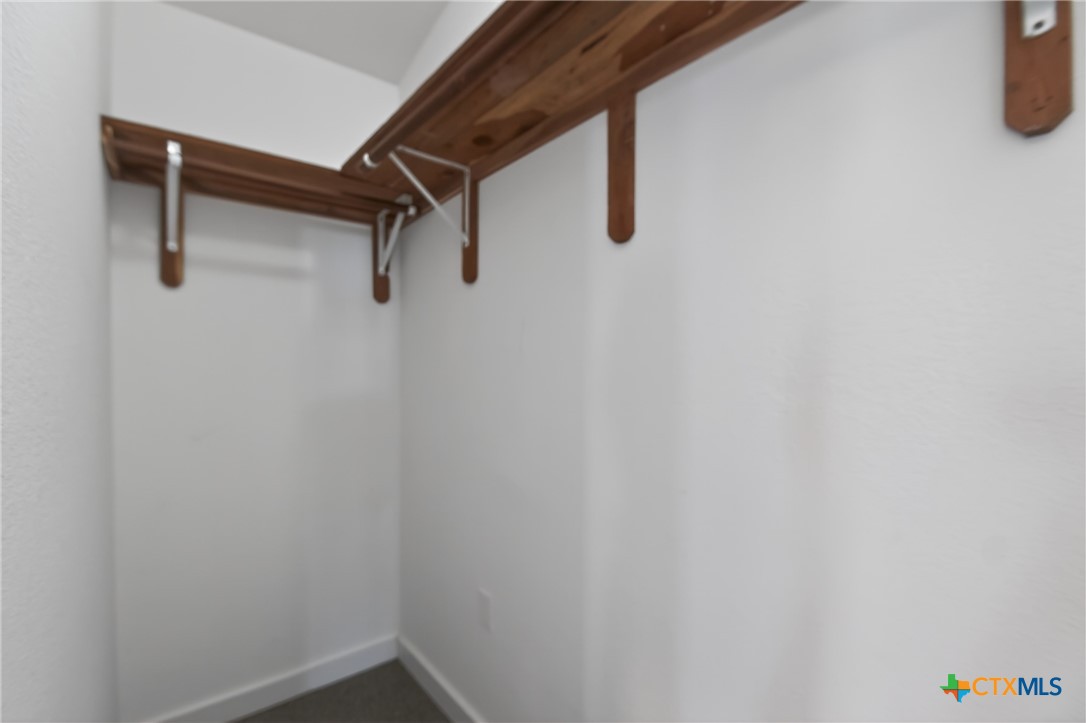 617 Bartlett Road Victoria, TX 77905 - Photo 28 of 30 Upstairs Loft