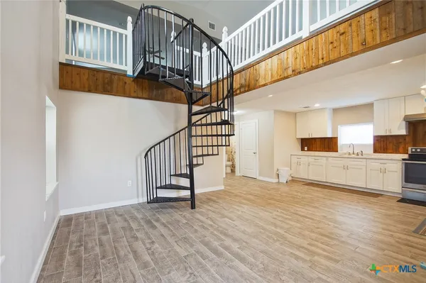 $584,900 | 617 Bartlett Road, Victoria, TX 77905